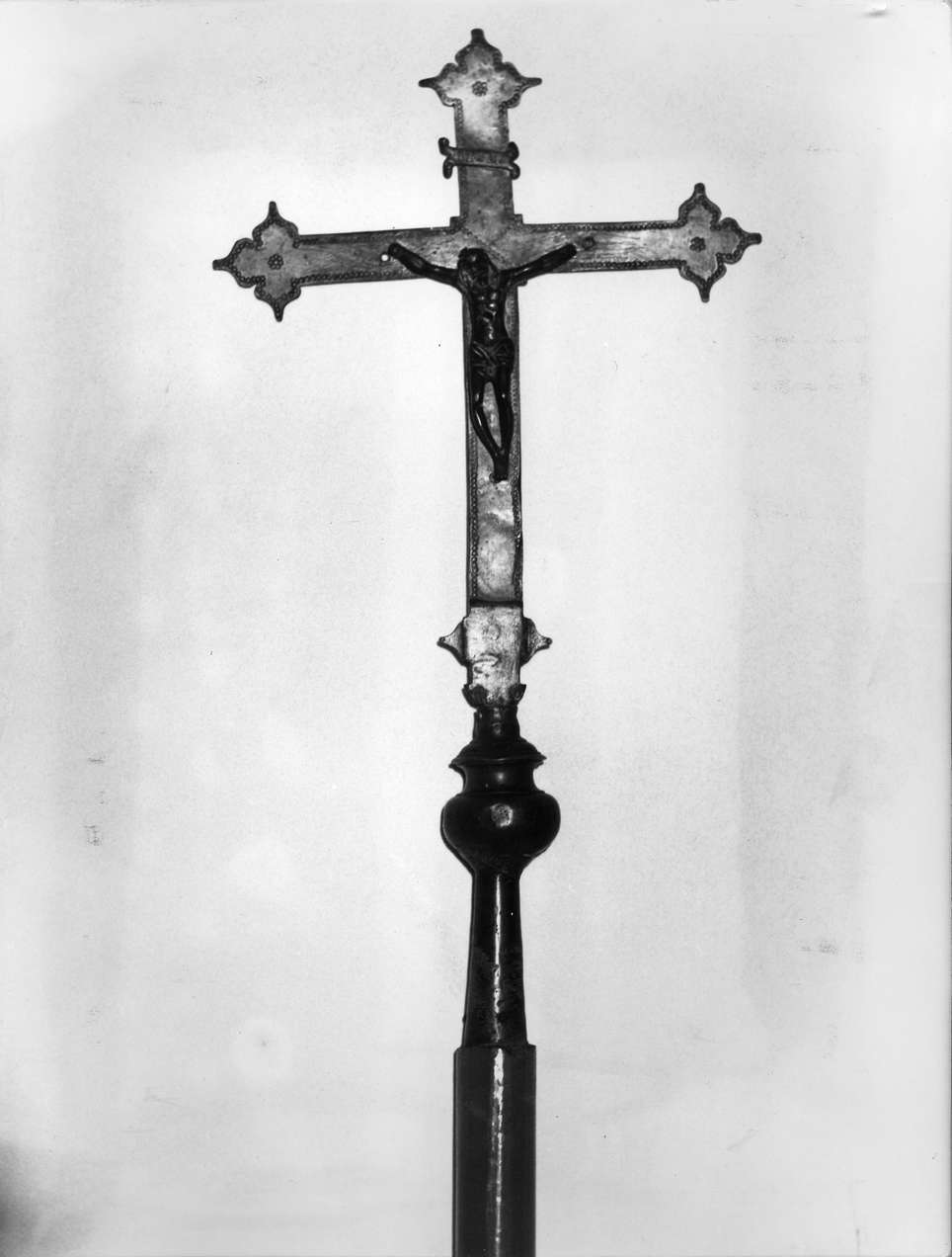 Cristo crocifisso (croce processionale, opera isolata) - bottega ligure (sec. XIX)