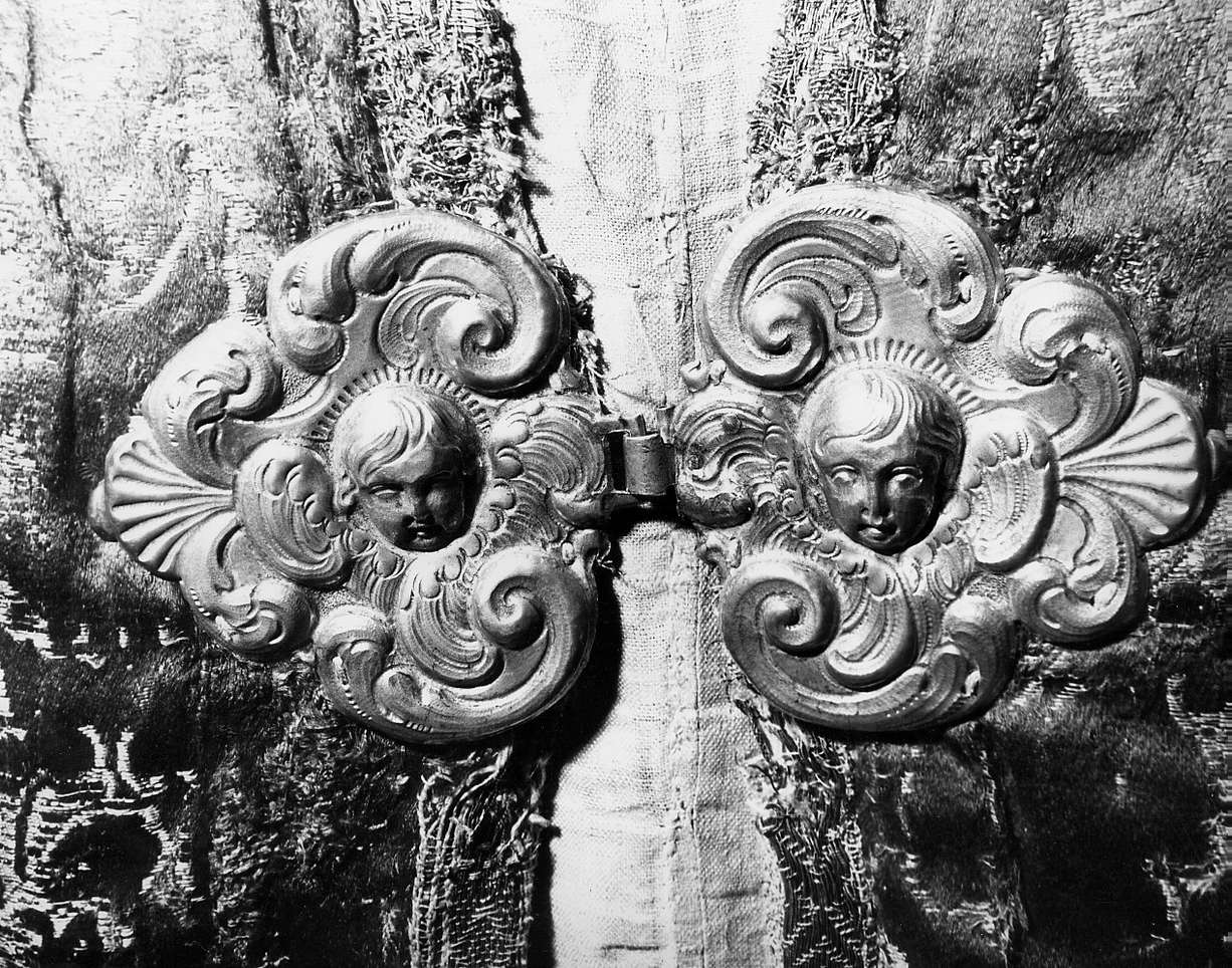 fibbia, opera isolata - manifattura genovese (sec. XVII)