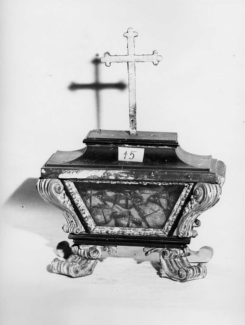 reliquiario a teca - bottega ligure (secc. XVII/ XVIII)