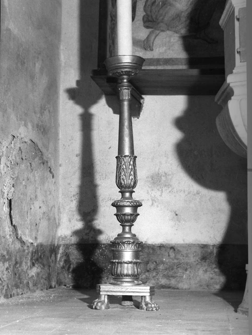 motivi decorativi a foglie d'acanto (candelabro, opera isolata) - bottega ligure (sec. XIX)