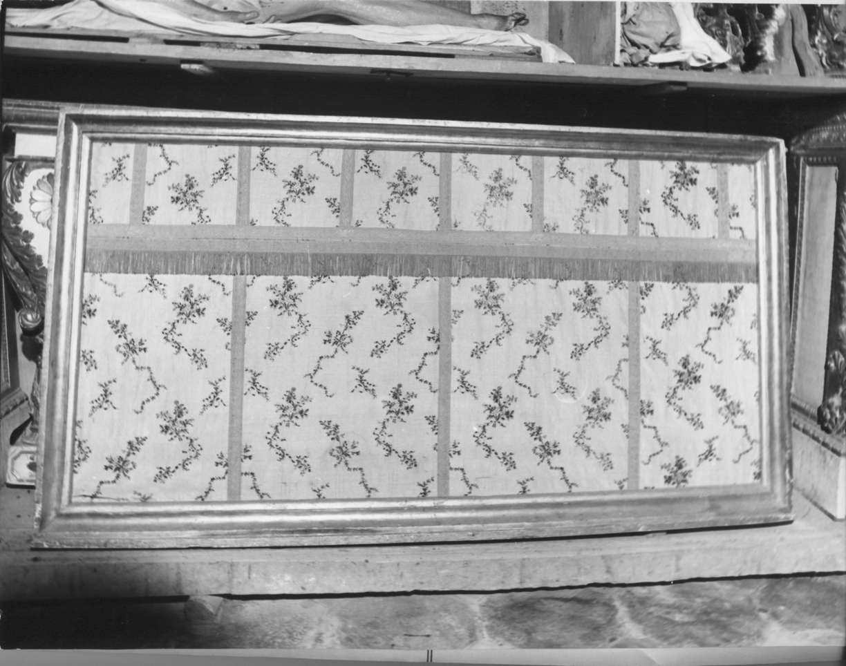 motivi decorativi floreali (paliotto, serie) - manifattura ligure (sec. XVIII)