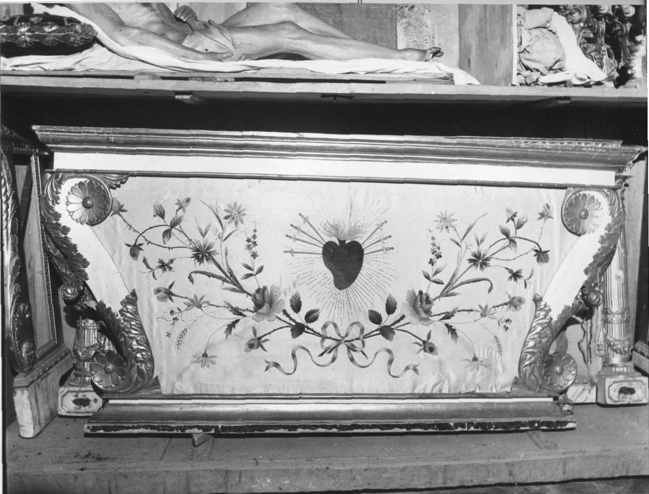 Sacro Cuore di Gesù (paliotto, serie) - manifattura ligure (sec. XIX)