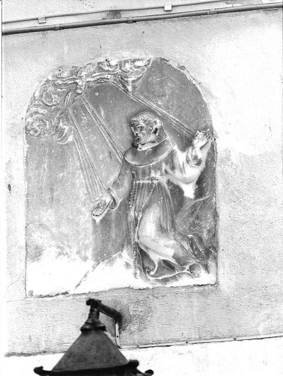 San Francesco d'Assisi riceve le stimmate (rilievo, opera isolata) - bottega italiana (secc. XVII/ XVIII)