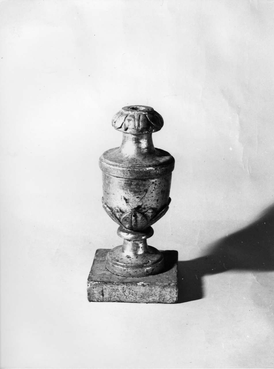 motivi decorativi vegetali (vaso, serie) - bottega ligure (sec. XIX)