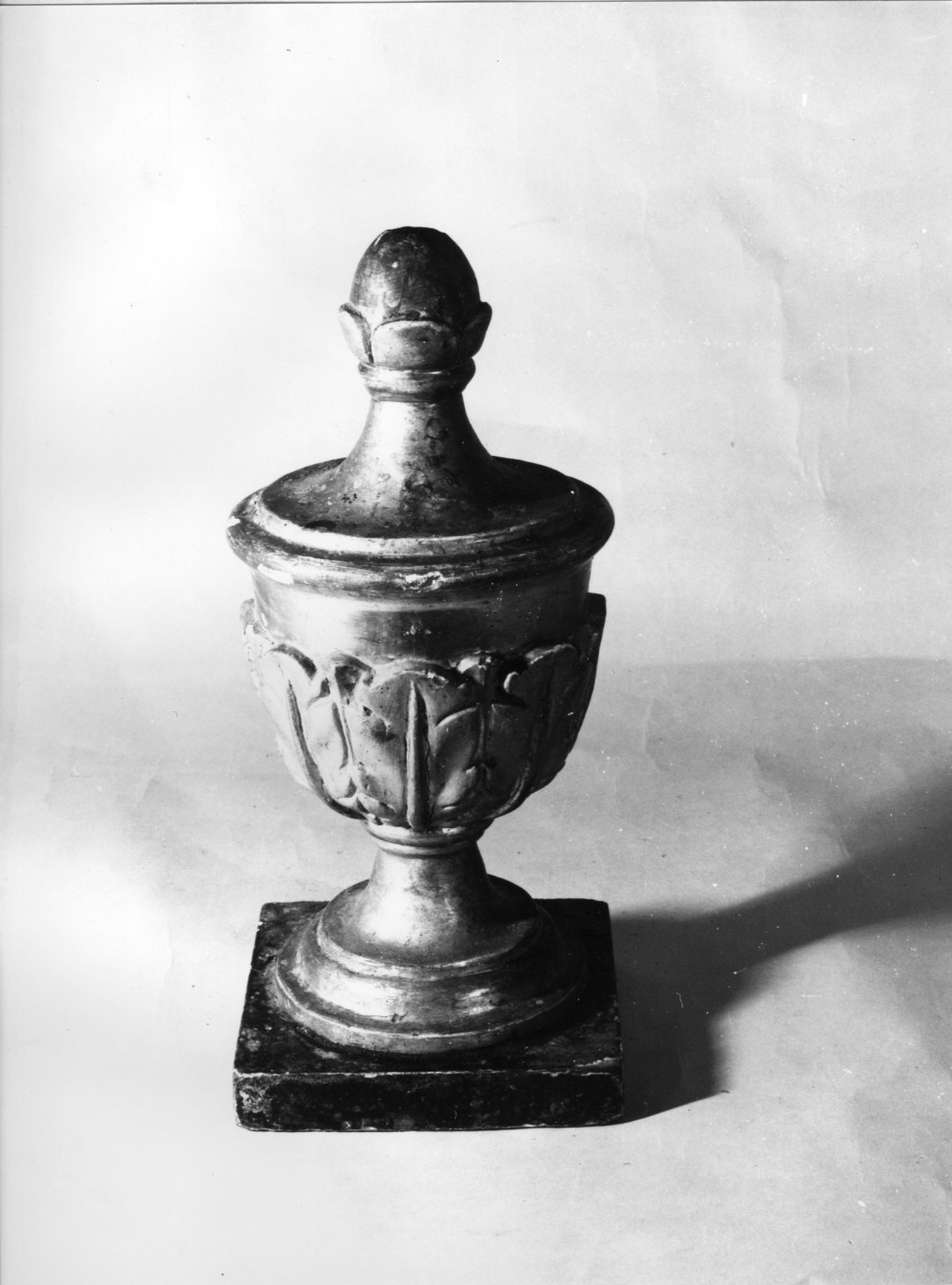 motivi decorativi vegetali (vaso, serie) - bottega ligure (sec. XIX)