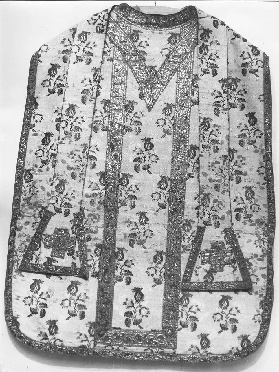 paramento liturgico, insieme - manifattura genovese (sec. XIX)