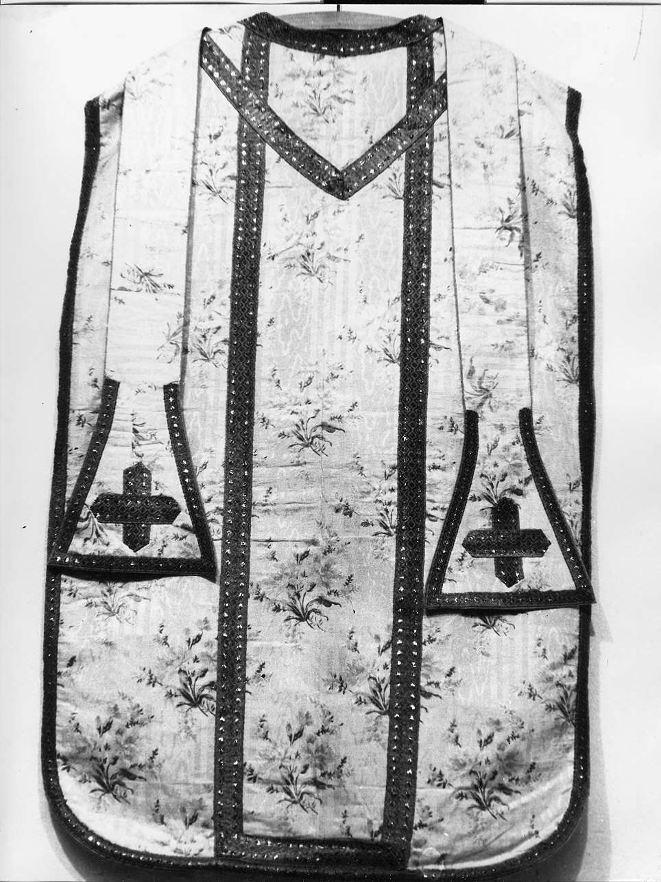 paramento liturgico, insieme - manifattura genovese (sec. XIX)