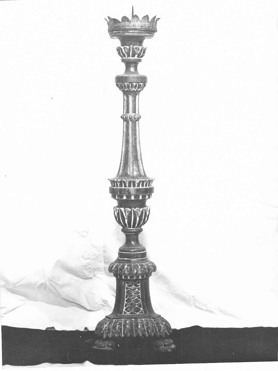 candeliere d'altare, serie - bottega ligure (sec. XVIII)