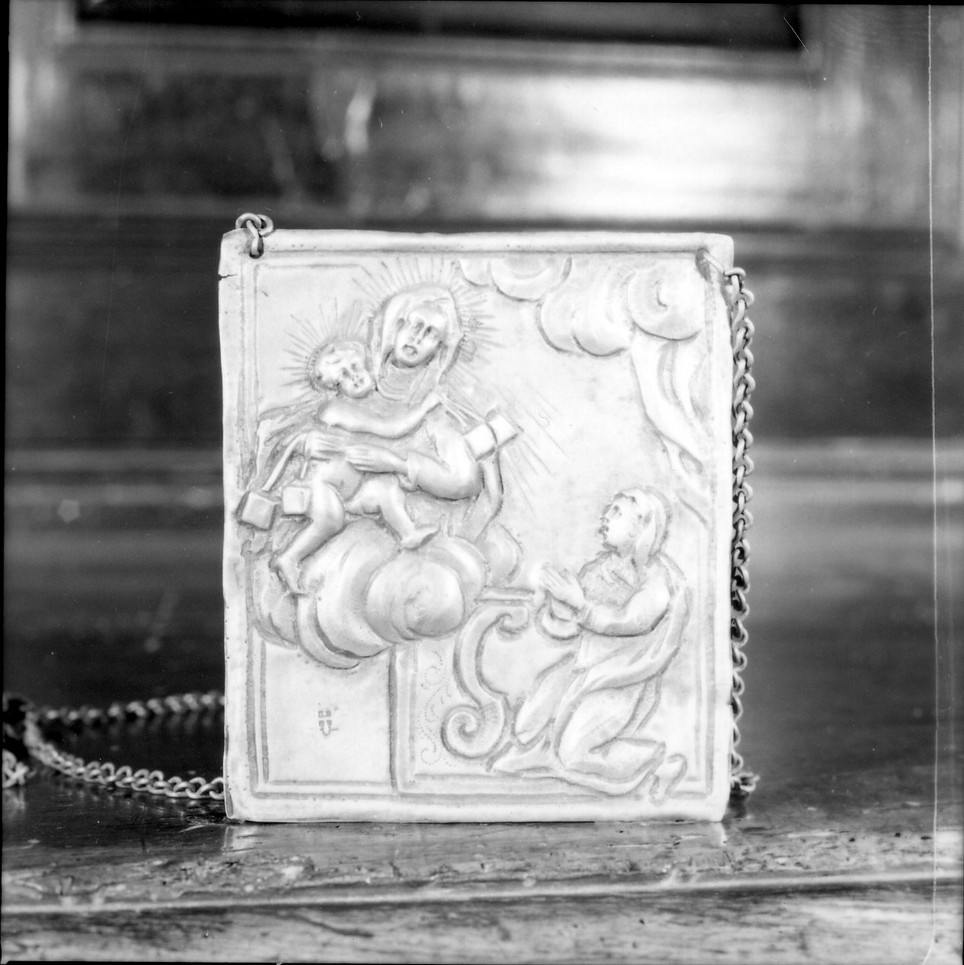 Madonna del Carmelo (scapolare, opera isolata) - bottega ligure (seconda metà sec. XVIII)