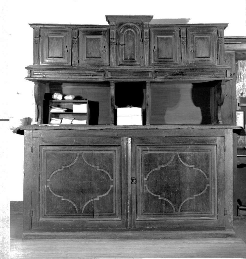 armadio da sacrestia, opera isolata - bottega savonese (inizio sec. XVII)