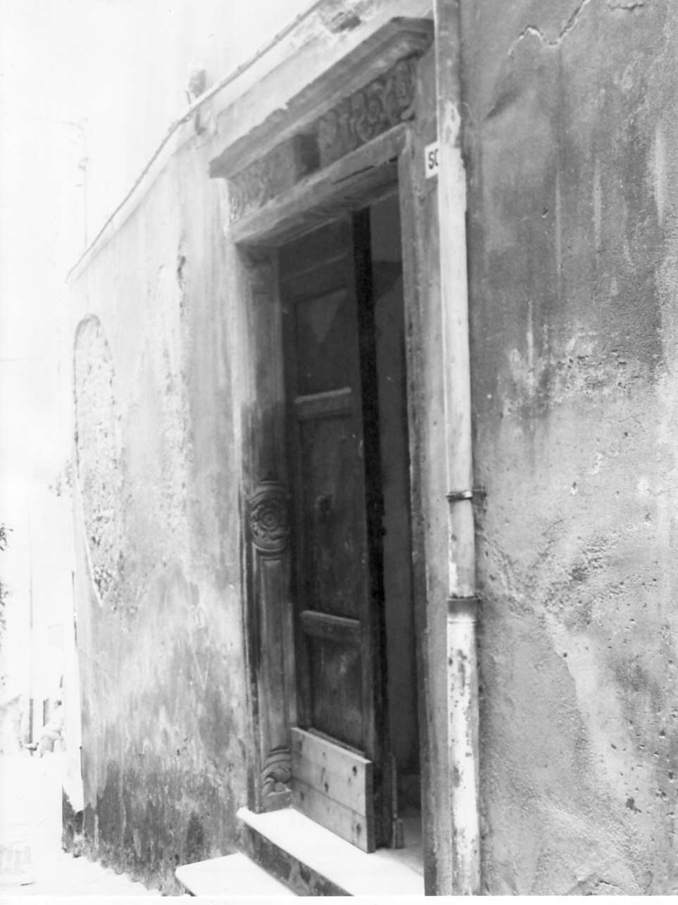 portale, opera isolata - bottega ligure (sec. XVI)