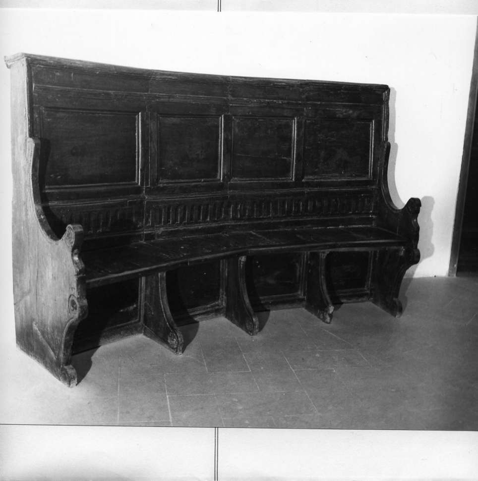 stalli del coro, coppia - bottega ligure (sec. XVII)