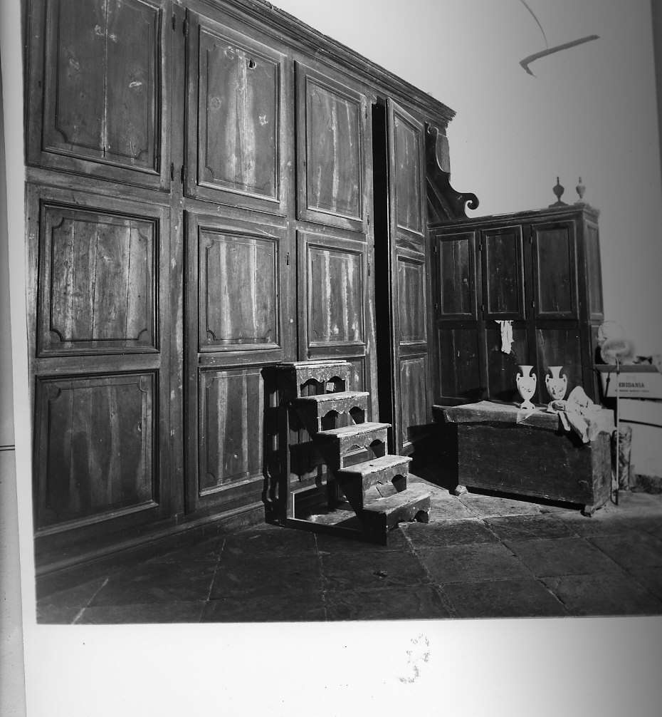 mobile a due corpi, insieme - bottega ligure (sec. XIX)