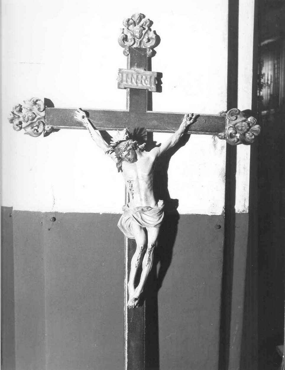 Cristo crocifisso (statua, opera isolata) - manifattura ligure (sec. XVIII)