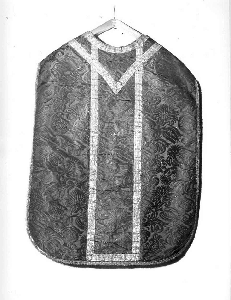 motivi decorativi floreali (paramento liturgico) - manifattura ligure (sec. XIX)