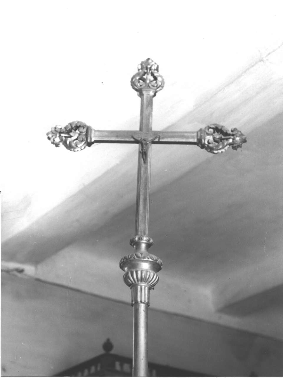 motivi decorativi a girali vegetali (croce processionale, opera isolata) - bottega ligure (sec. XIX)