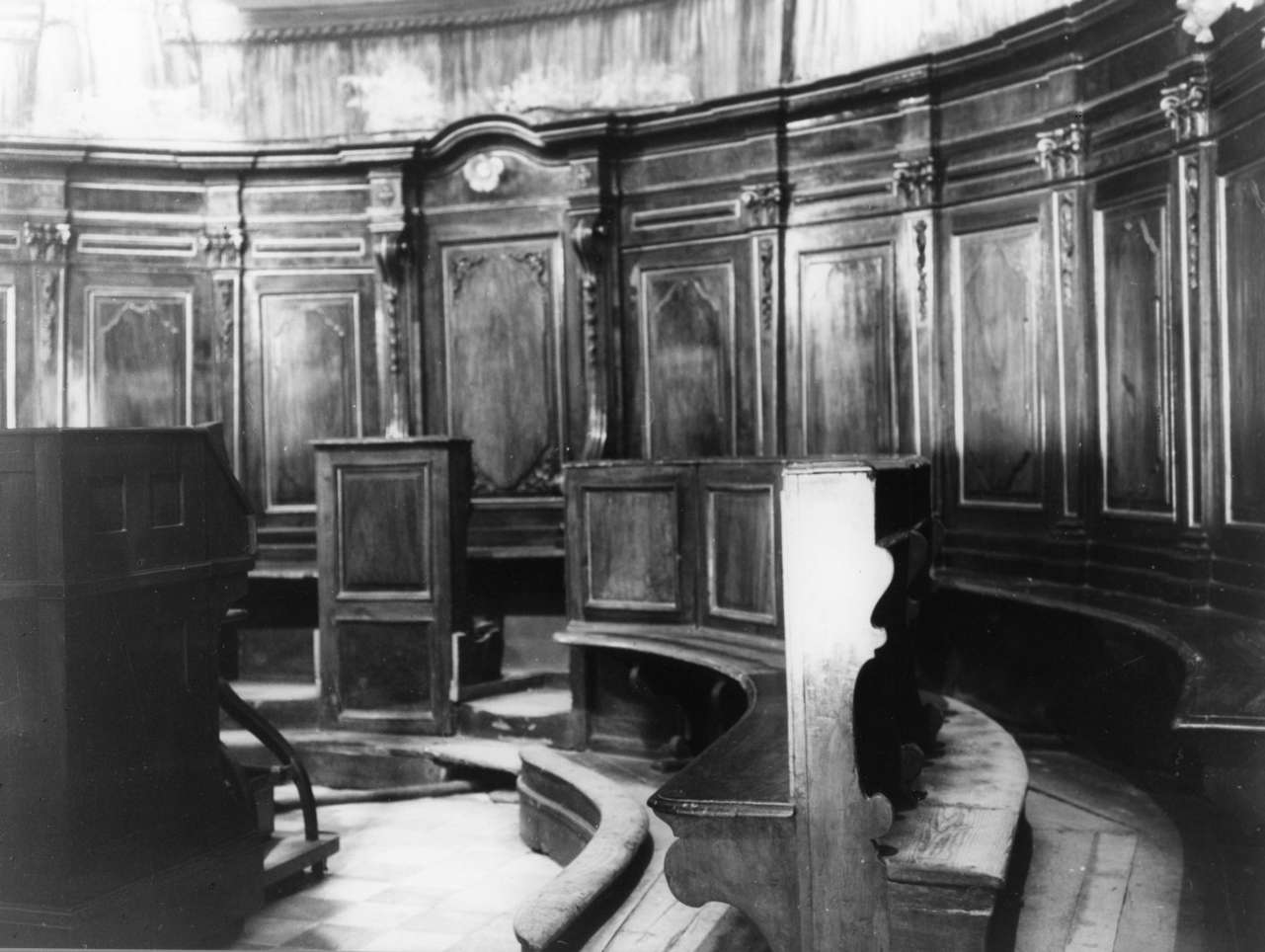 motivi decorativi architettonici (stalli del coro, opera isolata) - bottega ligure (ultimo quarto sec. XVIII)