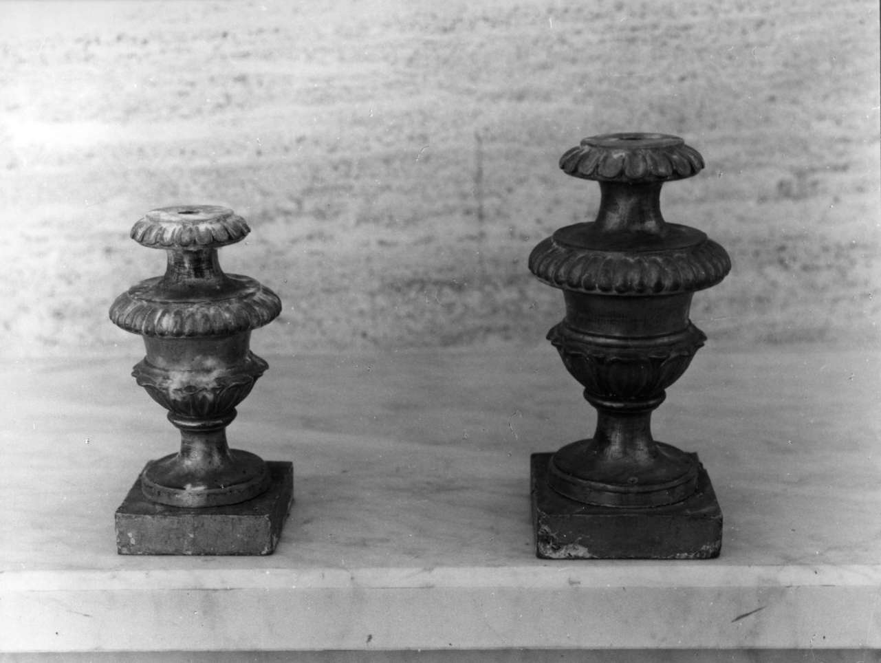 motivi decorativi vegetali (vaso da fiori, serie) - bottega ligure (sec. XIX)