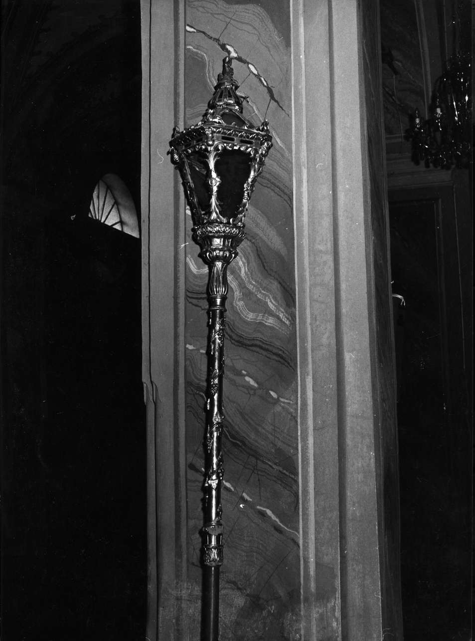 lanterna processionale, serie - bottega ligure (prima metà sec. XIX)