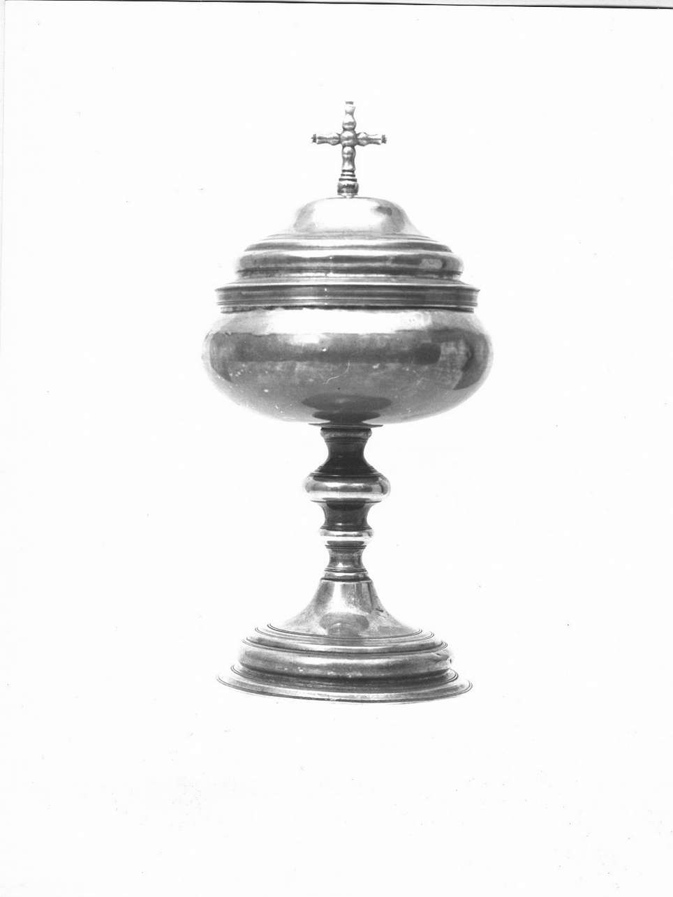 pisside, opera isolata - bottega genovese (sec. XVIII)