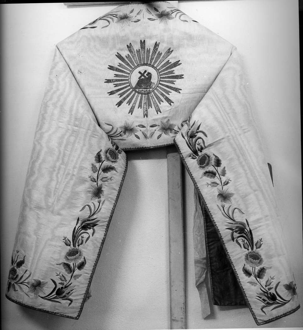 motivi decorativi floreali (velo omerale, elemento d'insieme) - bottega ligure (fine/inizio secc. XIX/ XX)