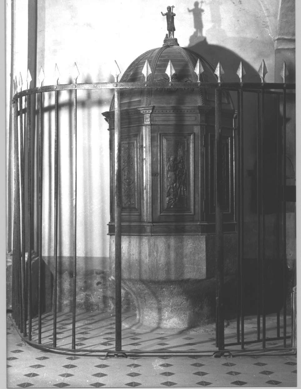 fonte battesimale, opera isolata - bottega italiana (sec. XIV)