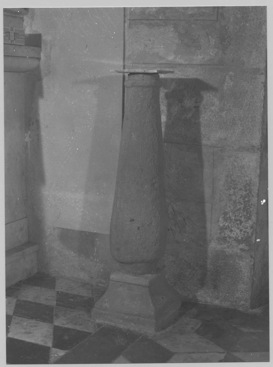 colonna, opera isolata - bottega ligure (secc. XVI/ XVII)