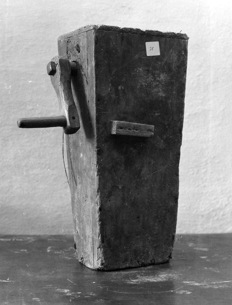 traccola, opera isolata - bottega ligure (secc. XIX/ XX)