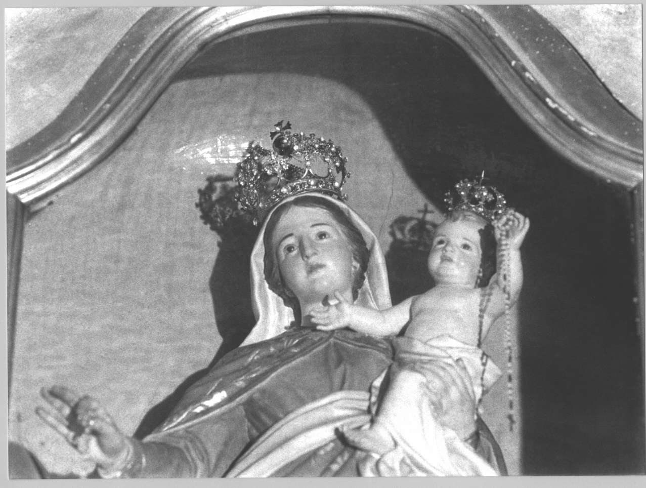 motivi decorativi vegetali (corona da statua, elemento d'insieme) - bottega ligure (secc. XIX/ XX)