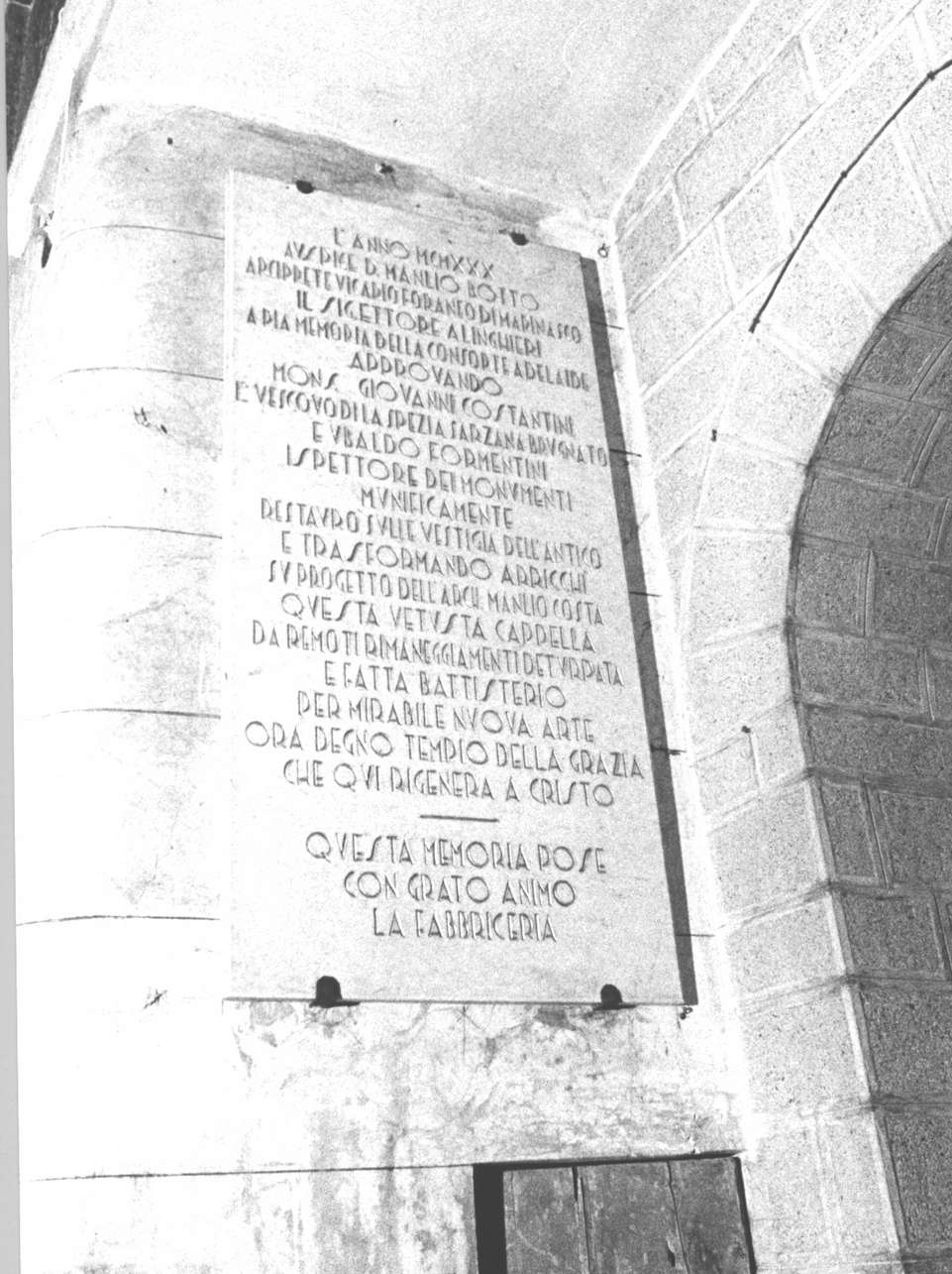 lapide commemorativa, opera isolata - bottega ligure (sec. XX)