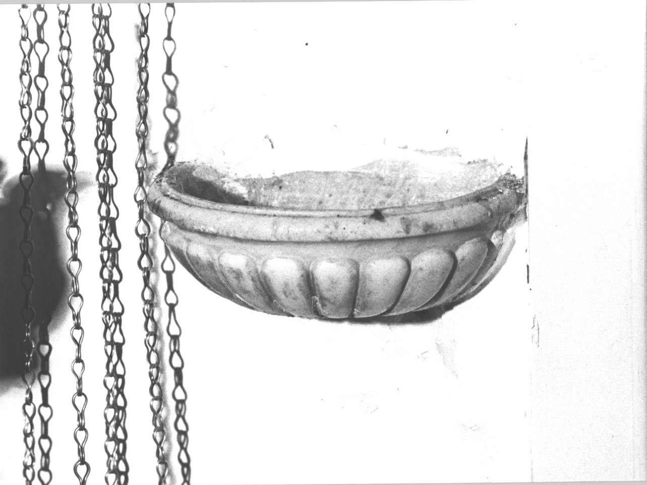 acquasantiera, opera isolata - bottega ligure (secc. XVI/ XVIII)