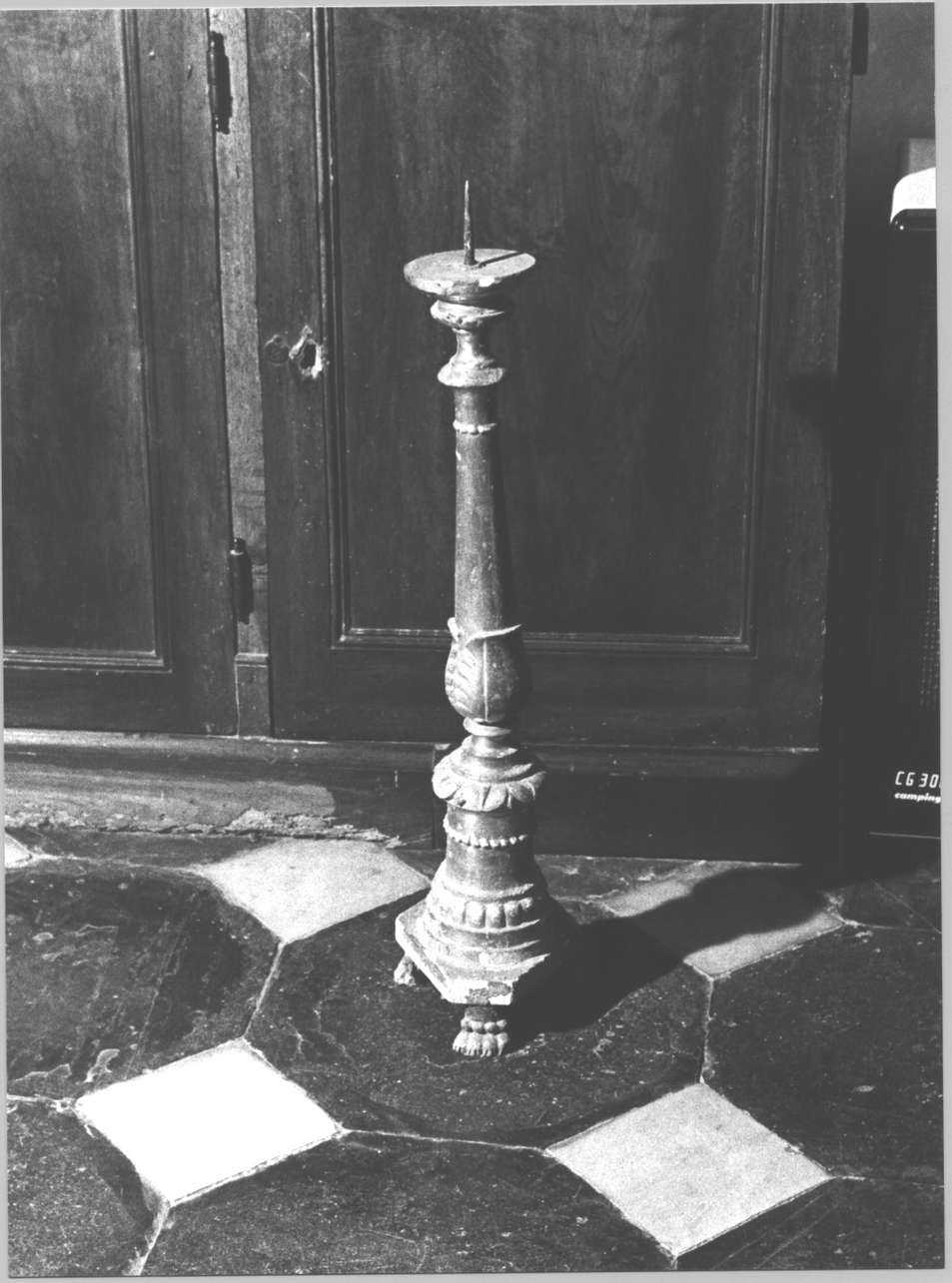 motivi decorativi vegetali e animali (candeliere, opera isolata) - bottega ligure (fine sec. XIX)