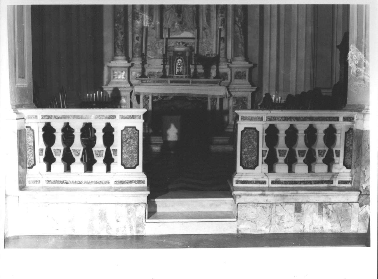balaustrata di altare, elemento d'insieme - bottega italiana (sec. XVIII)
