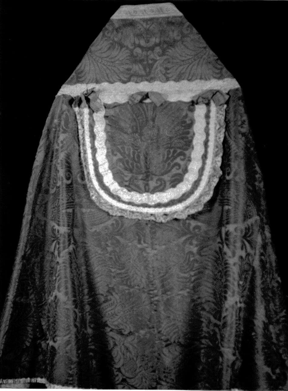 piviale, opera isolata - manifattura genovese (metà sec. XVII)