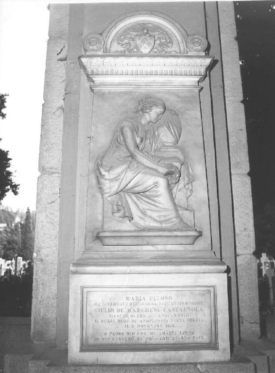 figura femminile panneggiata (monumento funebre - a edicola, opera isolata) di Rubatto Carlo (terzo quarto sec. XIX)
