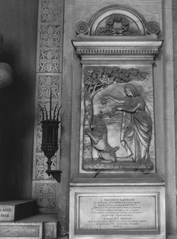 FIGURA ALLEGORICA CON LEONE (monumento funebre - a edicola, opera isolata) di Rubatto Carlo (terzo quarto sec. XIX)