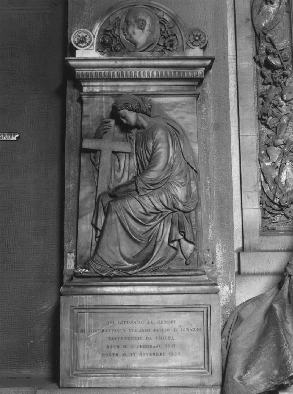 figura femminile seduta (monumento funebre - a edicola, opera isolata) di Venzano Lorenzo (sec. XIX)