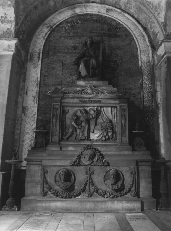 figura allegorica femminile (monumento funebre, opera isolata) di Cevasco Giovanni Battista (sec. XIX)