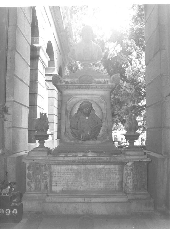 monumento funebre, opera isolata di Orengo Lorenzo (sec. XIX)