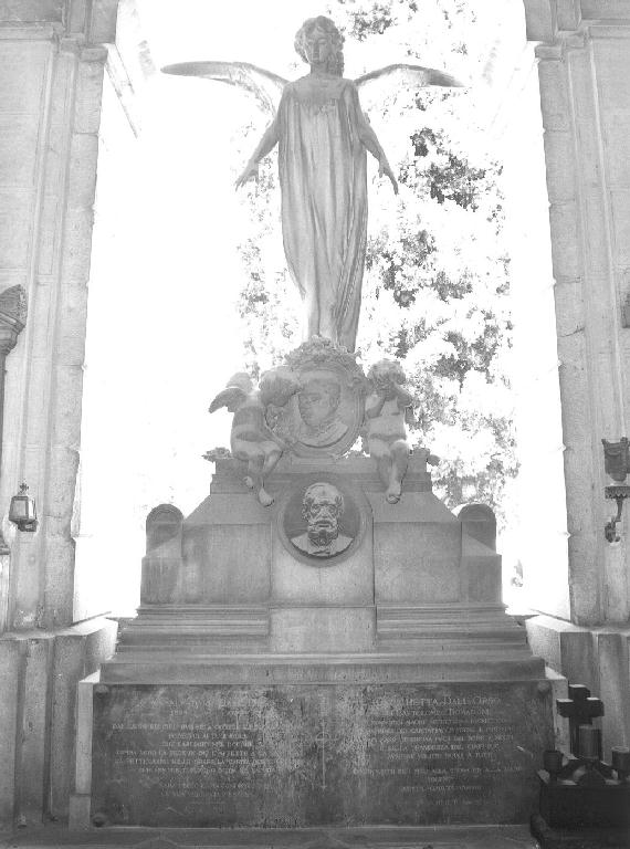 angeli reggiclipeo (monumento funebre, opera isolata) di Paernio Demetrio (sec. XIX)