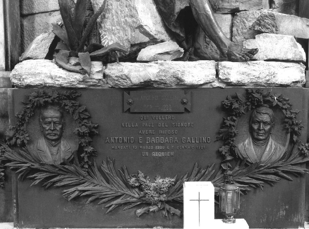 monumento funebre, opera isolata di Benetti Giuseppe (sec. XX)