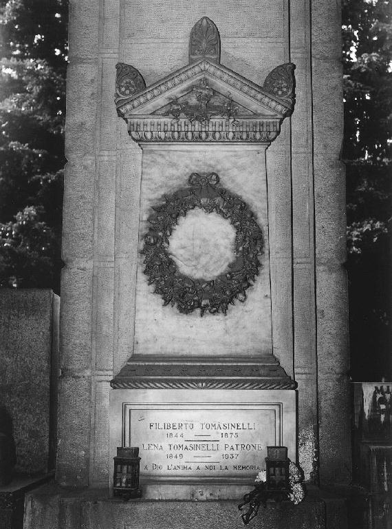 ghirlanda (monumento funebre - a edicola, opera isolata) di Moreno Giacomo (sec. XIX)