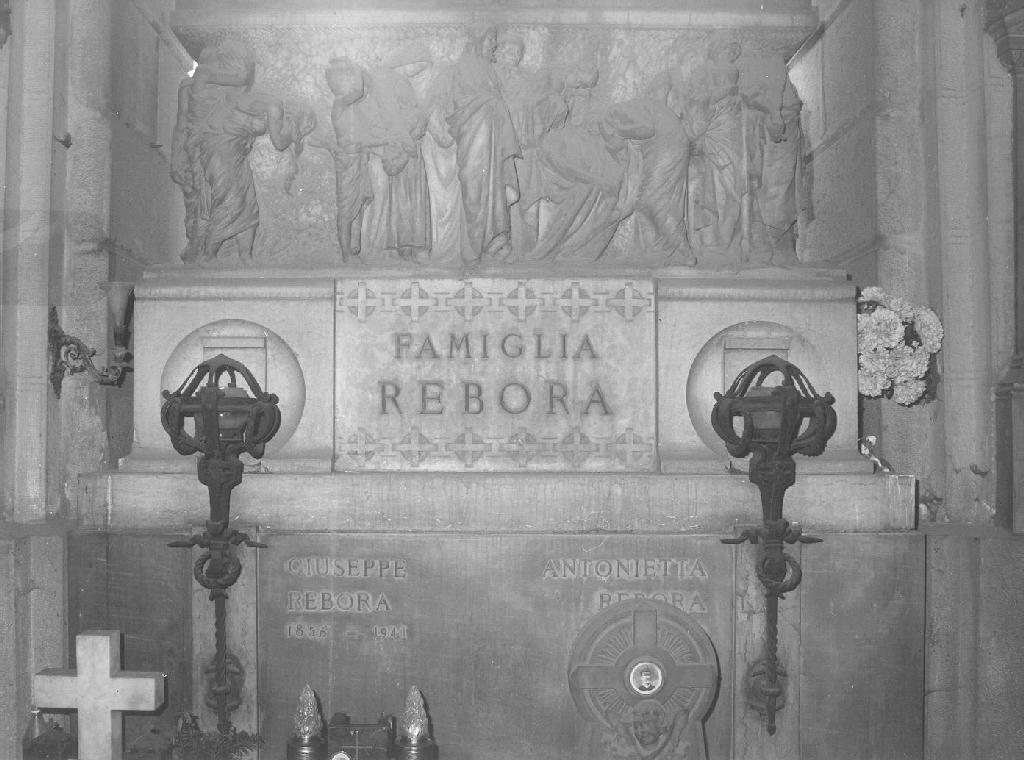 Cristo (monumento funebre, opera isolata) di Pasciuti Giacinto (inizio sec. XX)