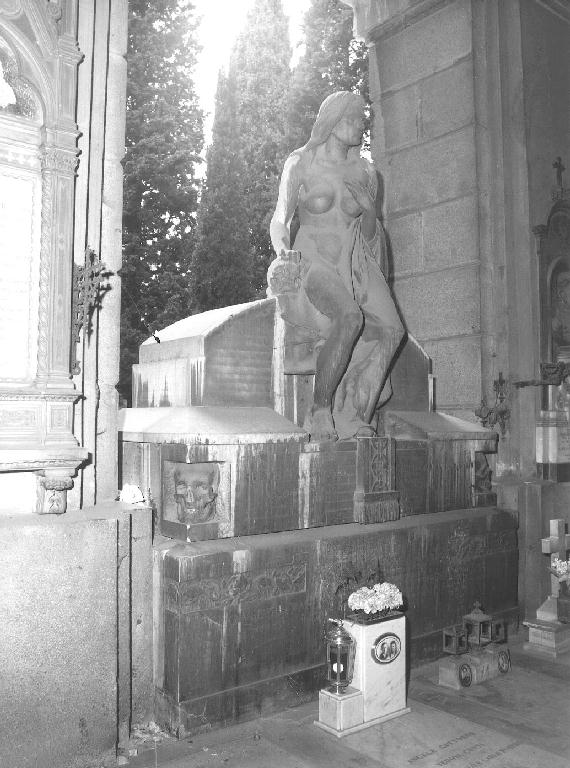 figura femminile nuda (monumento funebre, opera isolata) di Rigacci Ezio (sec. XX)