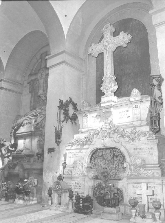 motivi decorativi vegetali (monumento funebre, opera isolata) di Toso Onorato (sec. XX)