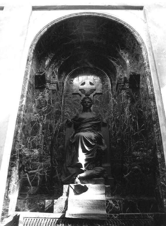 figura allegorica femminile (monumento funebre, opera isolata) di Orengo Luigi (secondo quarto sec. XX)
