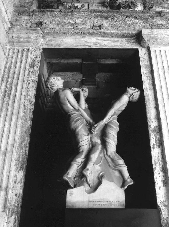 figure allegoriche femminili (monumento funebre, opera isolata) di De Albertis Edoardo (sec. XX)