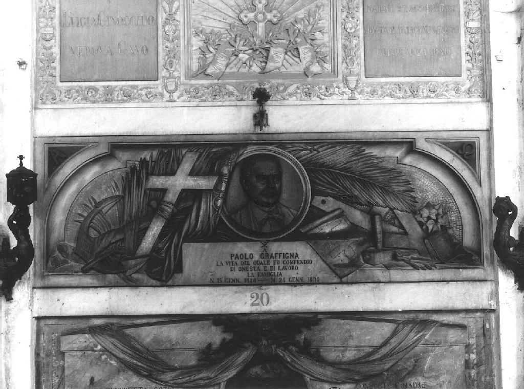 ritratto d'uomo (monumento funebre, opera isolata) di Valsecchi Ferdinando (sec. XIX)