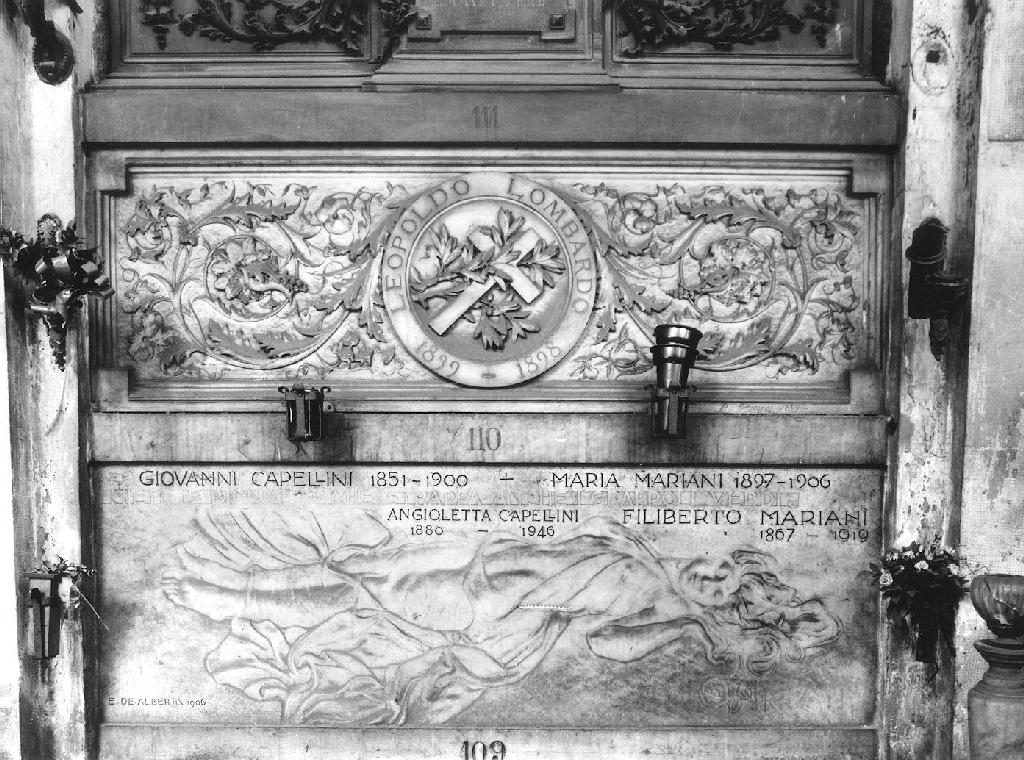 FIGURA FEMMINILE DISTESA (monumento funebre, opera isolata) di De Albertis Edoardo (sec. XX)