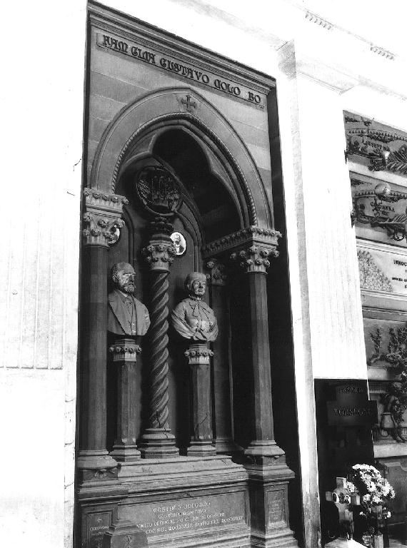 monumento funebre, opera isolata di Ortelli Angelo (sec. XIX)